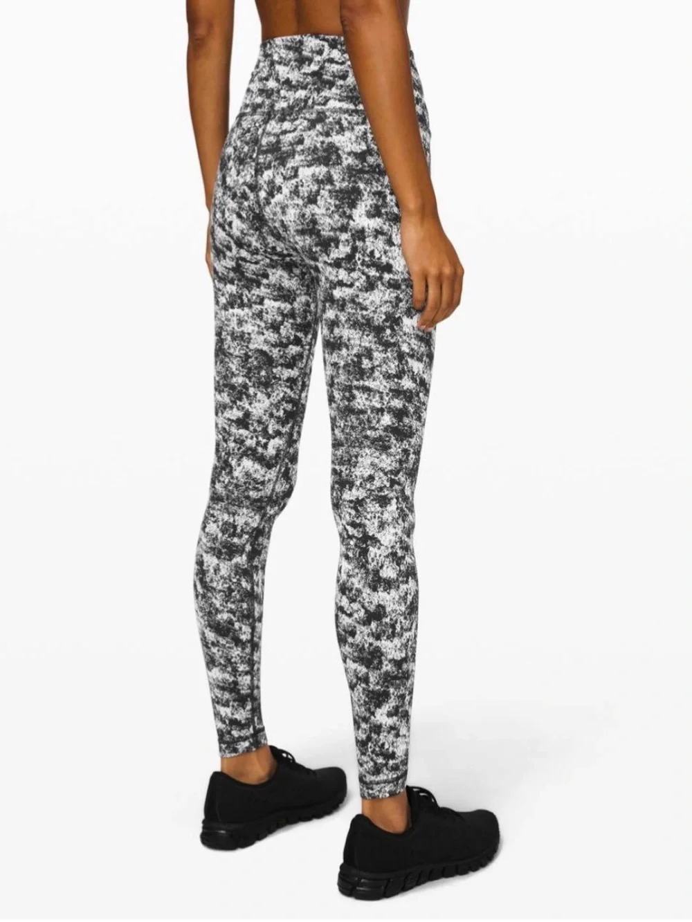 Lululemon Wunder Under High-Rise Tight 28